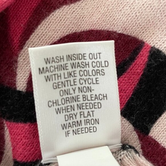 Light, button-up sweater - Picture 9 of 9